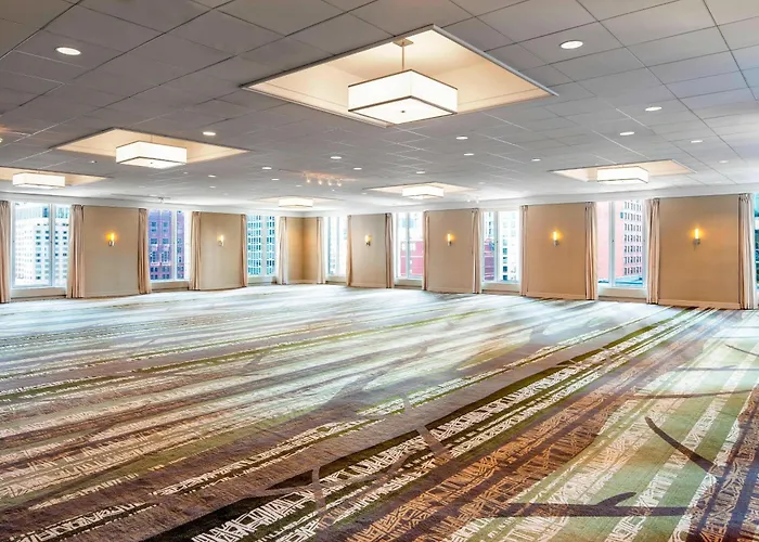 Hotels With Four Stars Westin Michigan Avenue Chicago