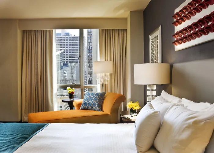 Hotels with tennis Thewit Chicago, A Hilton