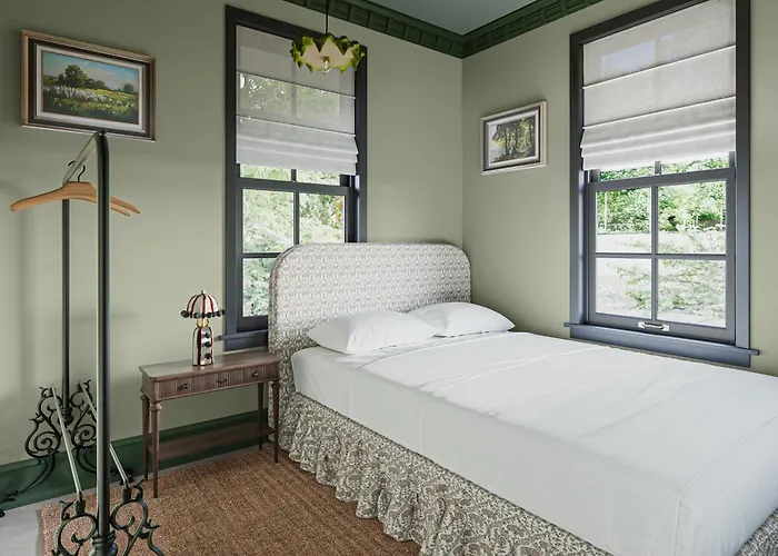Windflower - Upscale 2 Bedroom Villa At Petite Acres